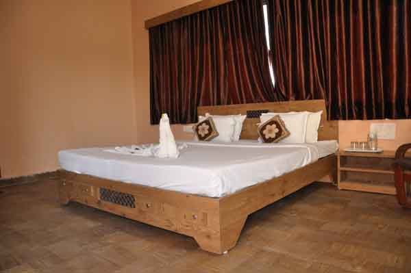 Gir Lions Paw Resort With Swimming Pool Sasan Gir Bagian luar foto