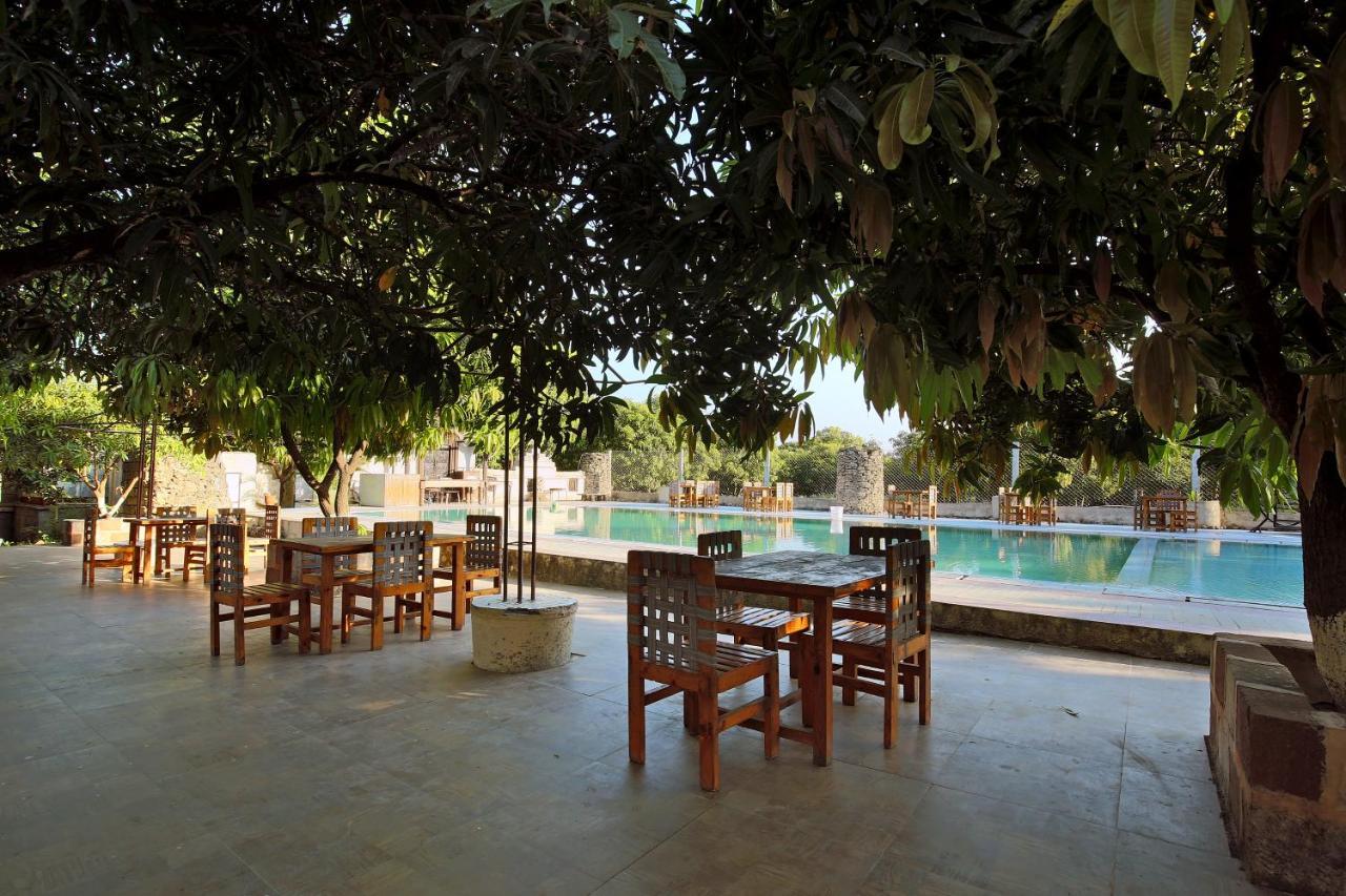 Gir Lions Paw Resort With Swimming Pool Sasan Gir Bagian luar foto